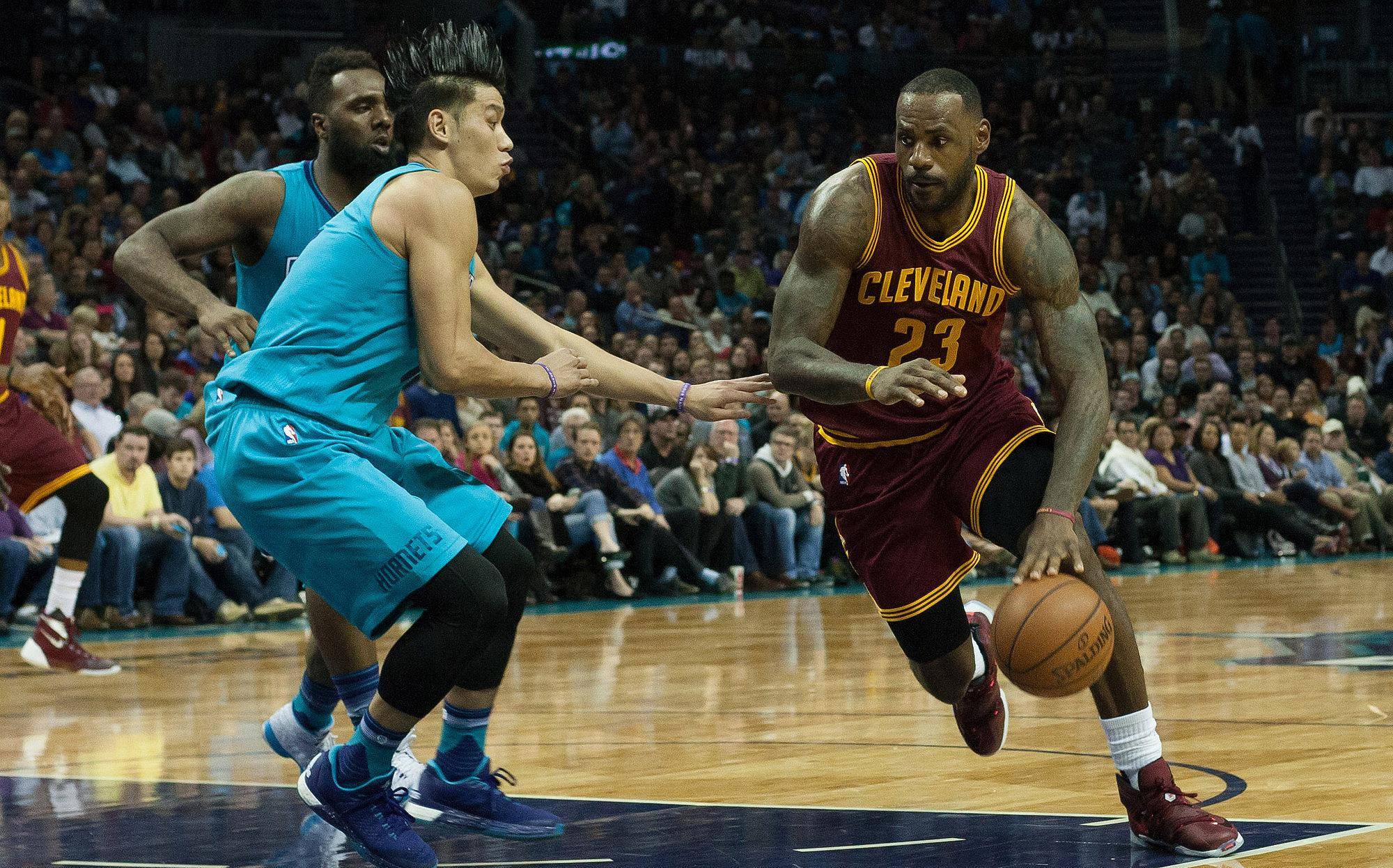 周三301 美国职业篮球联盟:骑士vs黄蜂