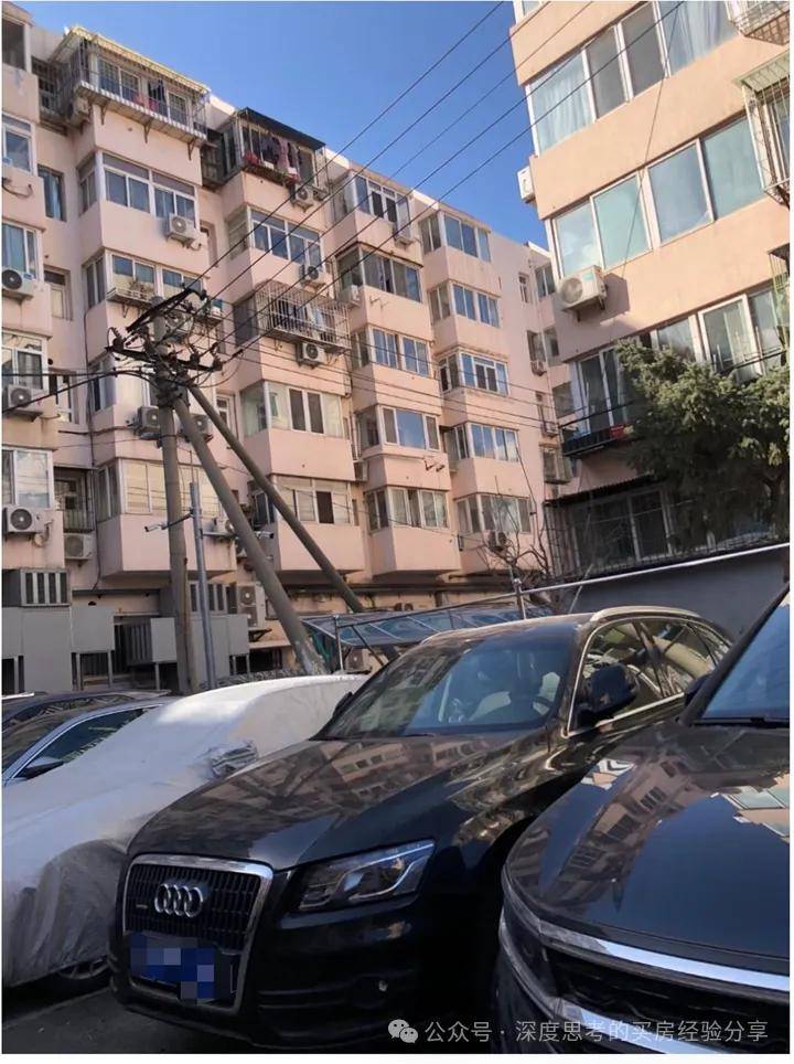 丰汇物业,物业费1元/月/平,物业一般吧离地铁站比较近,距离19号线