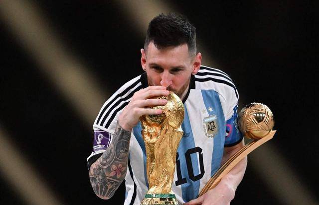 然而,经过正义球迷的积极辟谣和梅西个人的澄清表态,真相浮出水面