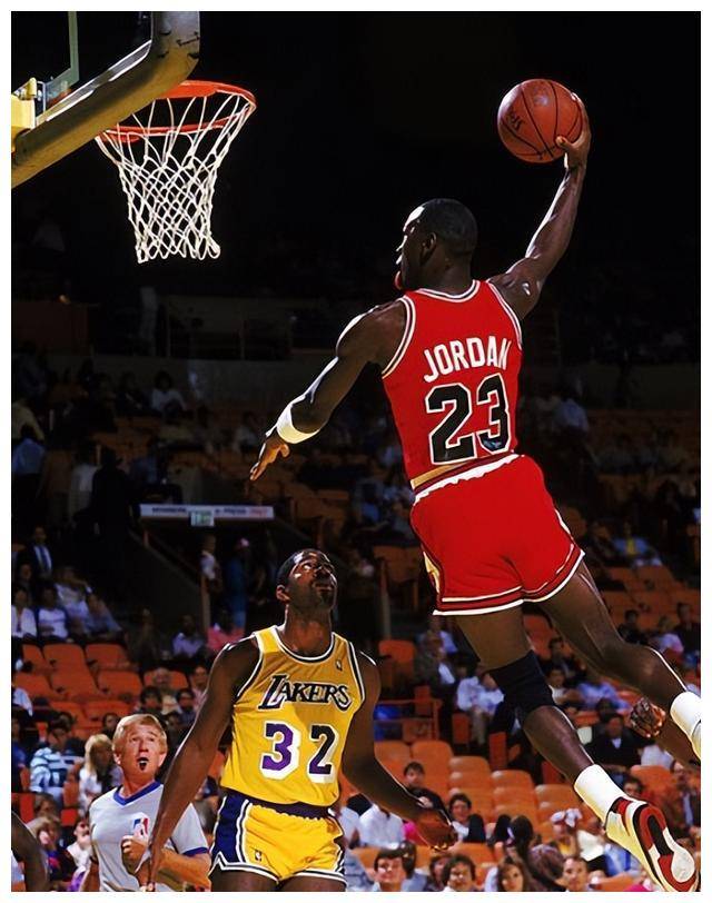 原创乔丹生涯十大记录10得分王301分平均哪8项难以超越