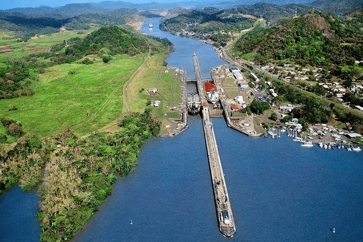 每年通过科林斯运河的船只数量,远低于预期,仅相当于预期通航量的十分