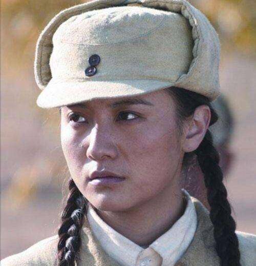 我军历史上唯一特等女战斗英雄女扮男装的现代花木兰郭俊卿