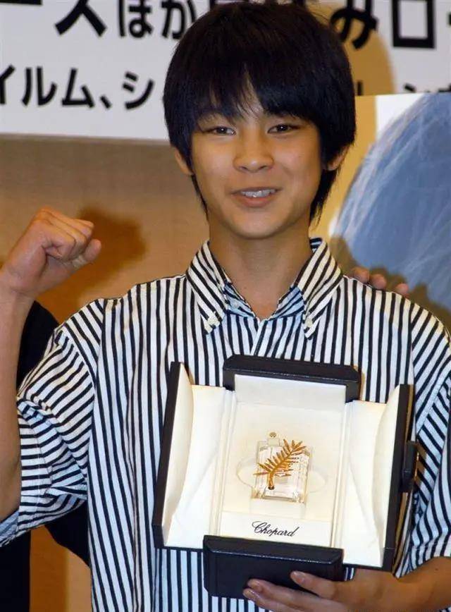 这是戛纳历史最年轻的影帝,也是国外第一位戛纳影帝.