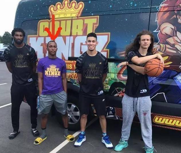 《dunkking》冠军1米75的内