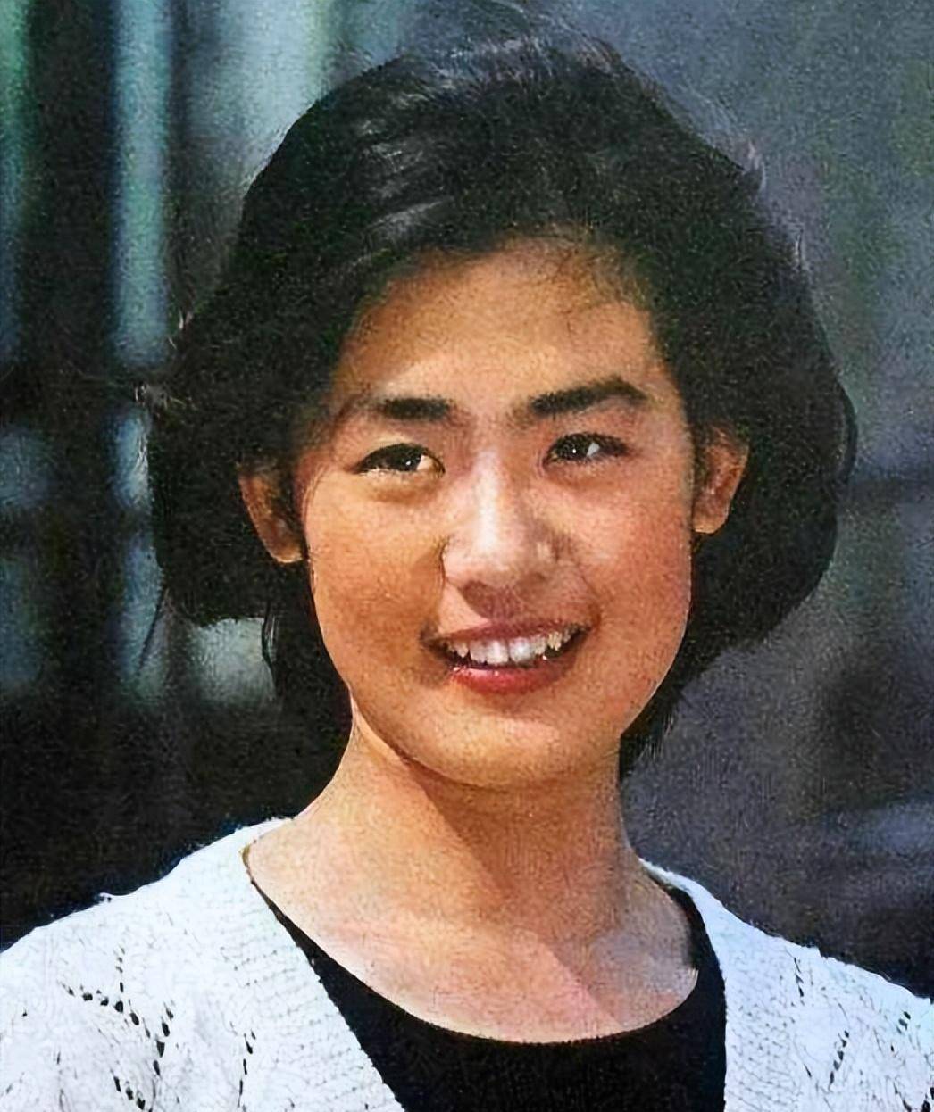 原创演员丛珊年少成名为何遭学校霸凌看完她的人生经历真不简单