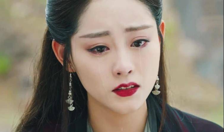 原创怪不得祝绪丹不想演清宫剧看过她罕见的清装照才知脸小也成缺点