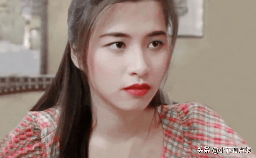 原创曾拍成人三级片香港女星麦家琪复出拍戏状态冻龄像少女一样