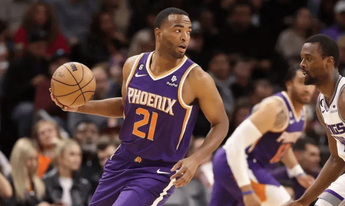 原创nba拿到50分的小人物连长靠快攻拿51分沃伦单节19分带队逆转