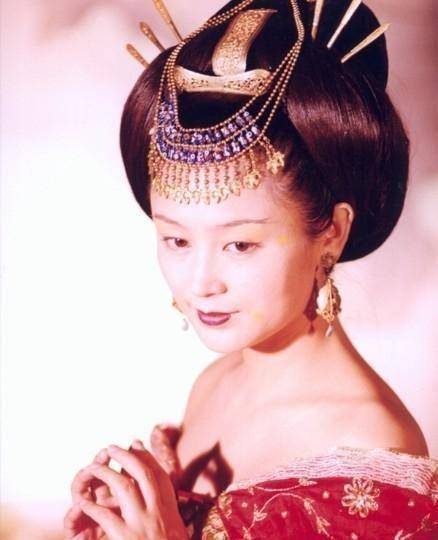 原创19年前的《大明宫词》到底隐藏了多少当红明星?_周迅_李冰冰_陈红