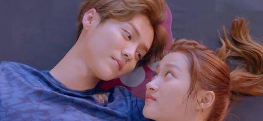 原创原创19岁就被鹿晗骗到手看到如今关晓彤的成长网友眼光准下手狠