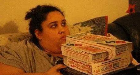 原创梅拉世界第一胖被妹妹陷害遭丈夫抛弃后狂减800斤实现蜕变