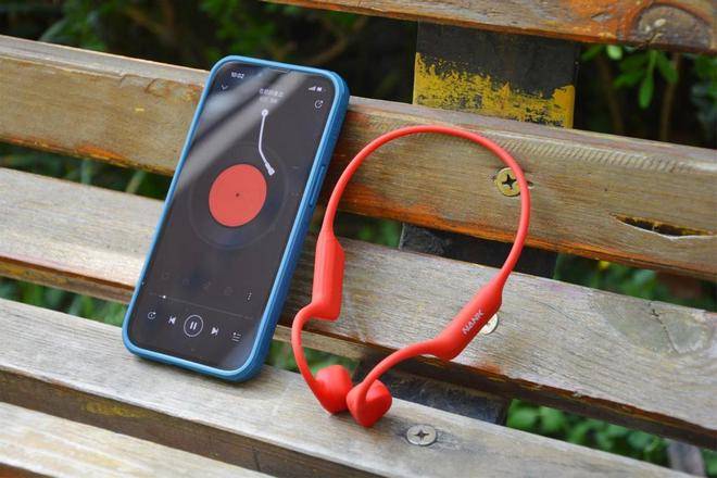 游泳带什么防水耳机好?这四款国产佳作不容错过!