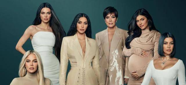 卡戴珊家族之繁衍与财务困境13个孙辈让老詹娜陷入送车破产风波