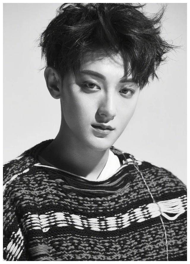 原创黄子韬回应徐艺洋吃饭被监控事件坦然宽容展现理智魅力