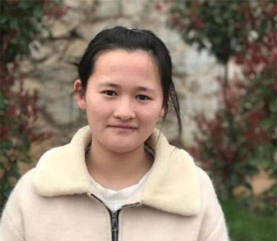 原创湖北老汉扛煤气罐将弃婴供到博士亲生父母却突然上门认亲