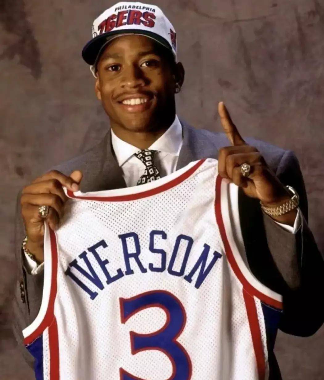 原创艾弗森身高仅183凭什么能够当选状元可谓是沾了时代的红利