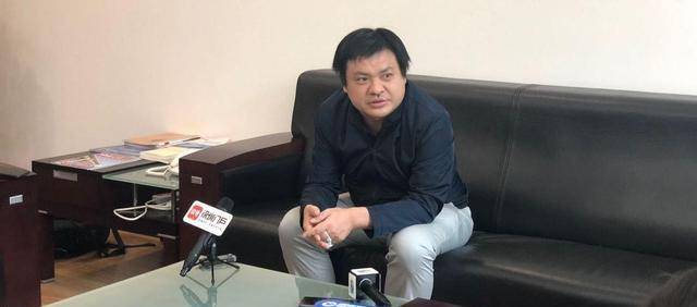 天才少年刘若鹏研制出隐身衣引起美国关注回国时百般受阻