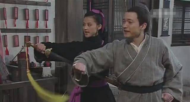 大侠身无分文却敢行走江湖从不上班却能挥金如土咋回事