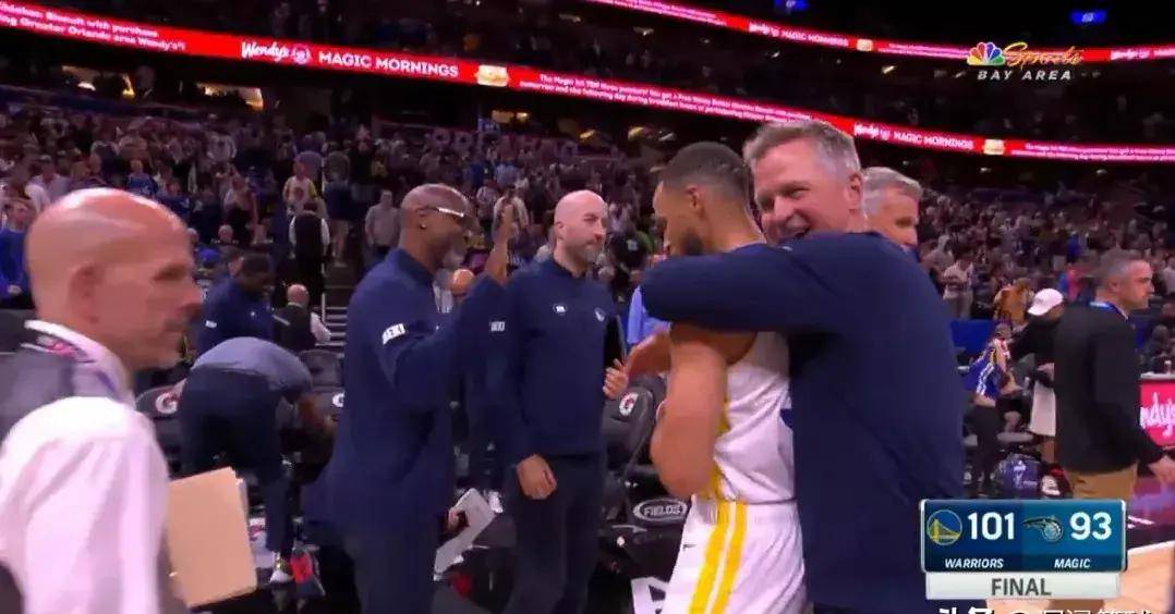 库里两双关键三分杀死比赛抖肩晚安一个都不能少佛州晚安