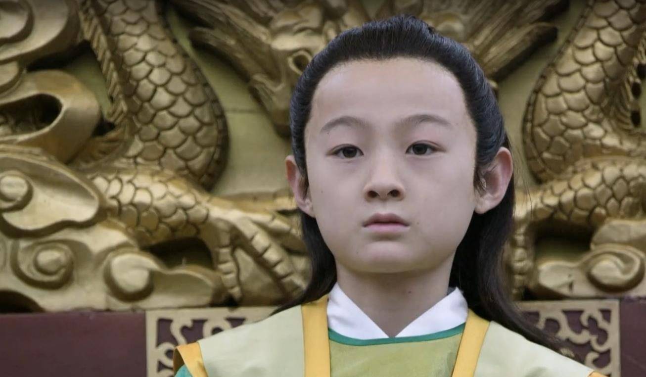 原创赵光义儿子坐龙椅赵匡胤询问好玩吗侄子说出四个字逗笑赵匡胤