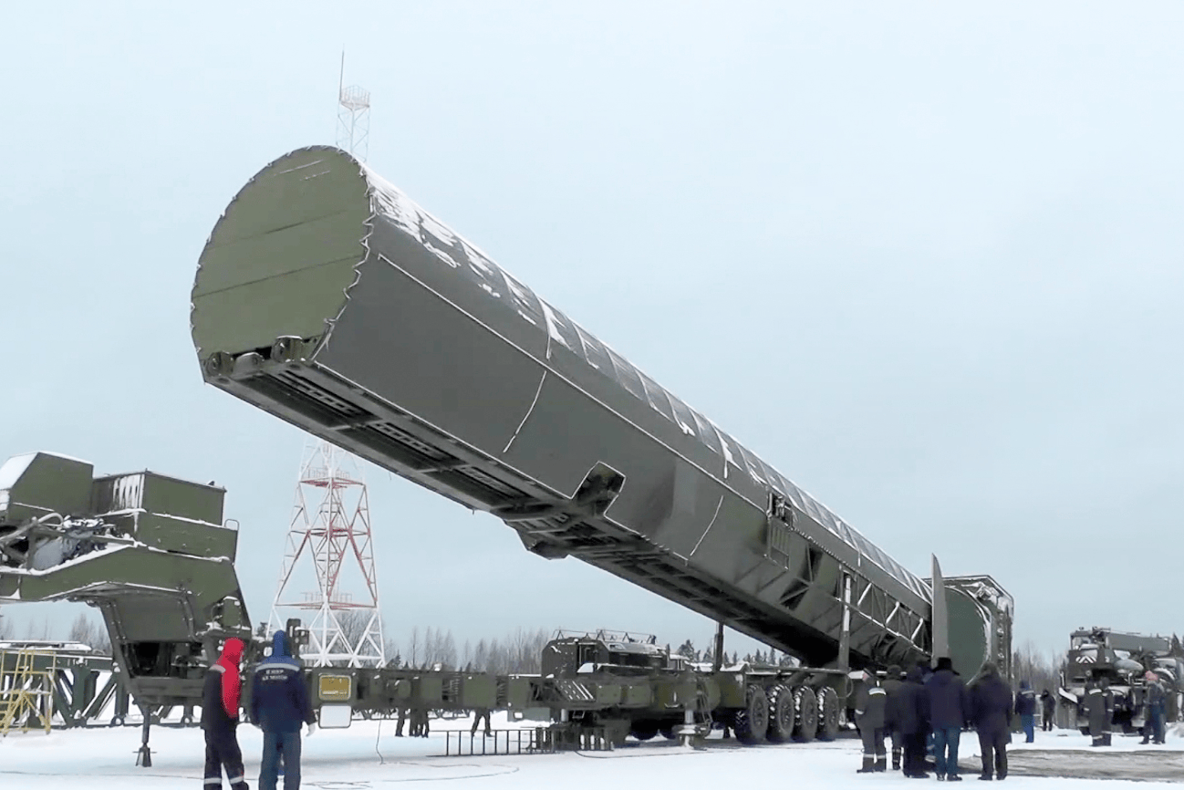 中美俄洲际导弹射程对比美125万公里俄16万公里那中国呢