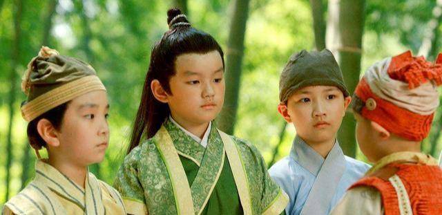 当然也有自己的亲生儿子(李廷鸾,李落落)出战,但从来没有将李存勖放出