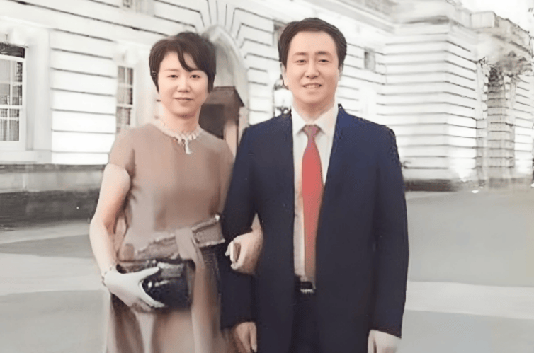 原创许家印或成了前妻的一个棋子