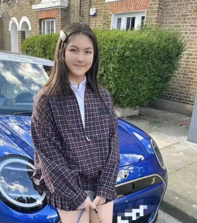 被批炫富但不改,14岁王诗龄,不要成为"第二个黄多多"啊!