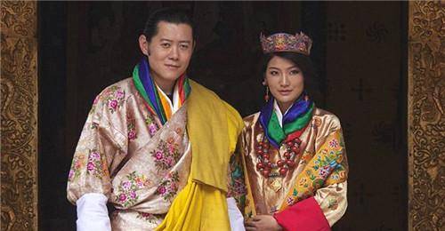 原创7岁定终身21岁当王后29岁怀二胎90后姑娘用努力书写传奇