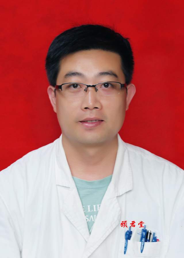 陕师大天桥下这家中医馆口碑医生真多