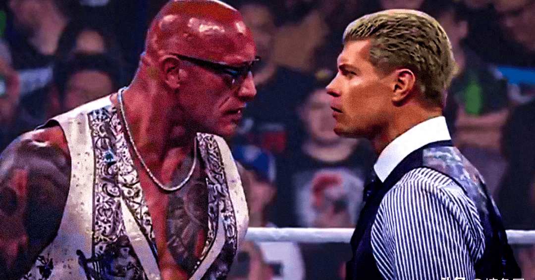 40 新闻发布会上,科迪·罗兹再次宣布他将在摔角狂热上挑战罗曼·雷恩