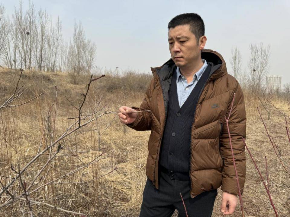 张民,男,1971年10月出生,中共党员,区公安分局岭子派出所副所长,主持