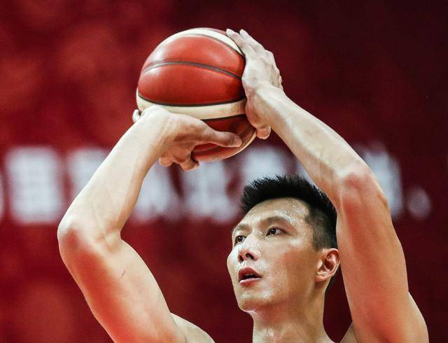 易建联若具备姚明般性格nba路途更畅