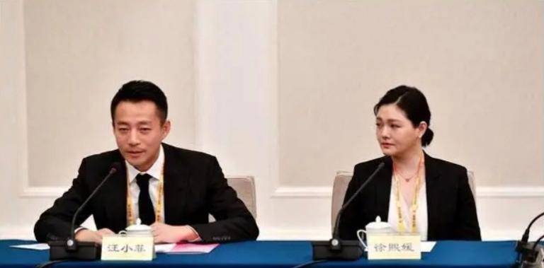 汪小菲晒钻戒求婚成功未婚妻和大s祖籍相同网友辣评台性恋