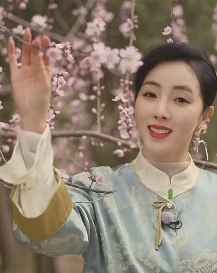 李思思春暖花开出门踏青你游春赏春了吗