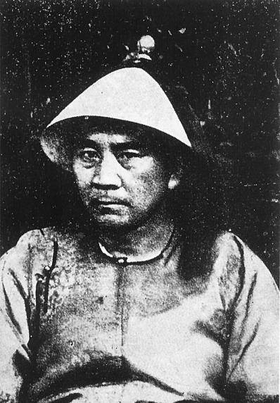 张勋奇人妄事靠护驾慈禧发迹搞复辟被人当猴耍失败后发大财