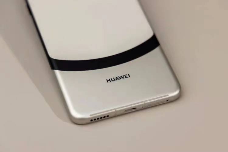 双卫星通信 麒麟9000s 鸿蒙os4,仅8999元,华为比苹果更亲民_mate_pro