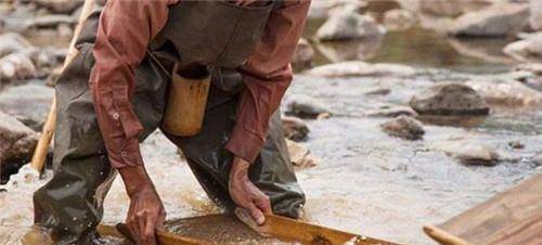 原创世界上最怪的金矿遍地黄金却无人挖淘金者我们想但不能