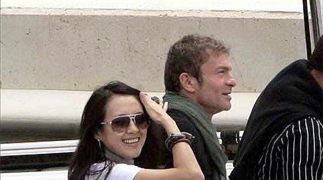 男友遭非议,多料影后36岁嫁三婚男:今凭好妈妈人设彻底翻红_章子怡