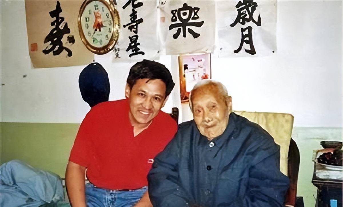 清朝太监孙耀庭叙述妃子洗澡从不用手这于他而言是一种屈辱