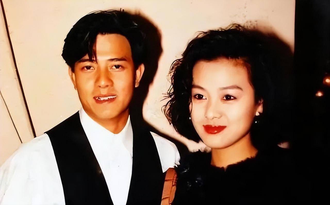 香港乐坛才女,为捧红郭富城放弃移民,痴情30年,如今63岁仍未婚_梁美薇