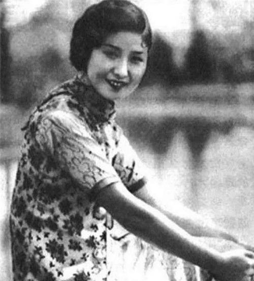 原创民国一千金小姐14岁意外怀孕遭男友抛弃拒娶她直接提刀打上门