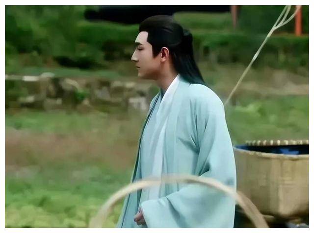 “九亿少女梦碎”的林更新，让我看到内娱男星陨落的三个隐形规则-林更新明星