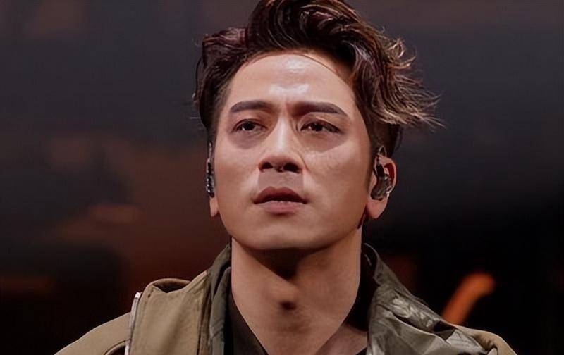 44岁吴卓羲被妈妈催婚,罕谈被指向古天乐借钱不还_音乐_挑战_态度