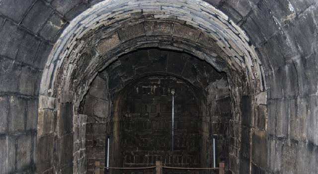 原创土堆汉墓一度被认为是范增墓墓室的主人究竟是谁