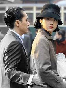 但是胡兰成并没有想到和范秀美结婚,范秀美怀孕了,胡兰成让范秀美打胎