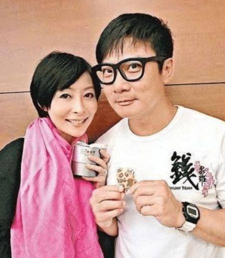 5兄弟的老婆:美貌荣获冠军的不是应采儿,而是她_妻子_蒙嘉慧_谢天华