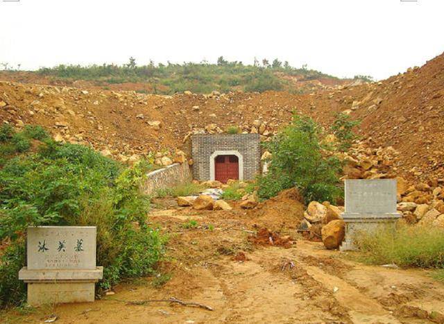 原创他是一名叛徒却用10根金条救下了绝世珍宝沉冤20年后终得昭雪