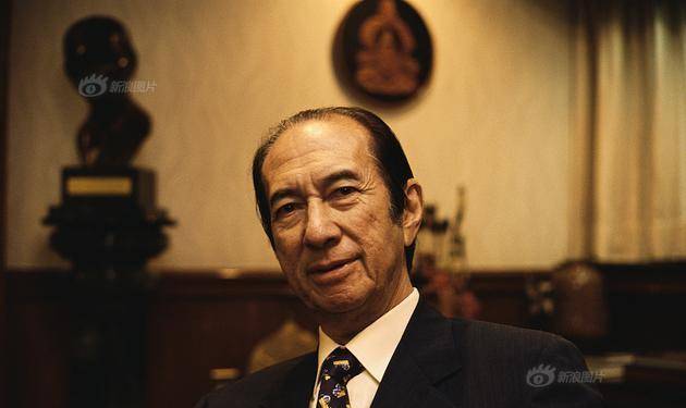 家族史:始祖与始祖母并非夫妻,李小龙是赌王表弟_何鸿燊_澳门_何仕文