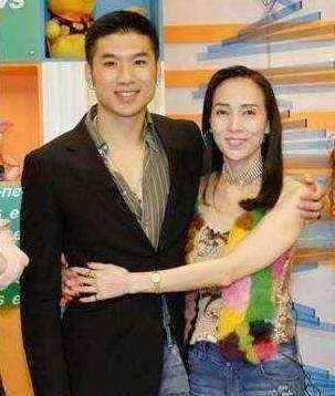 原创原创5婚5离分手女儿扬言圈养黎明的许纯美现在过得怎么样了